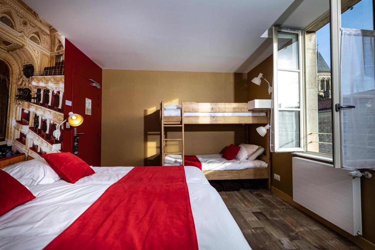 L'Auberge Des Artistes Nieul-sur-l'Autise Esterno foto
